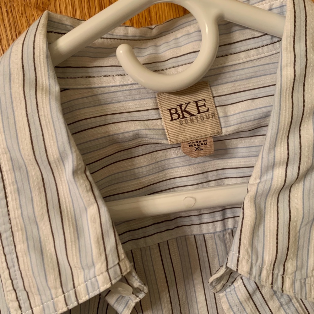 BKE white with light blue stripes